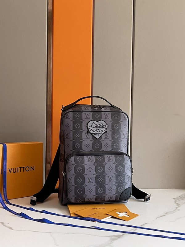 LV Handbags 519